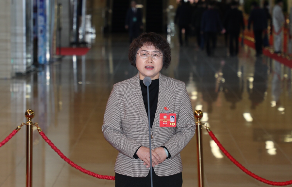 省政協委員，廣東工業大學黨委常委、統戰部部長李靖茂：重視并開展好體育大課間